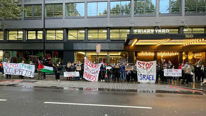 Palestine protest outside labour HQ