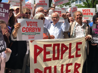 Loach supports Corbyn